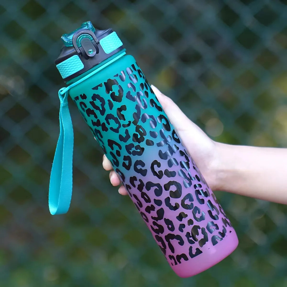 1 Liter Leopard Print Refillable Water Bottle