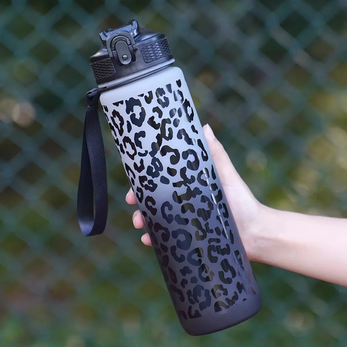 1 Liter Leopard Print Refillable Water Bottle