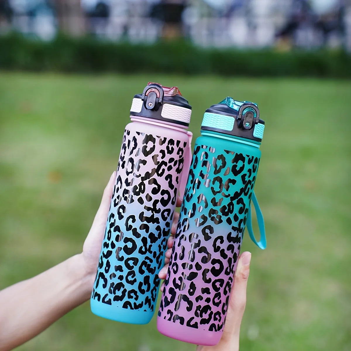 1 Liter Leopard Print Refillable Water Bottle